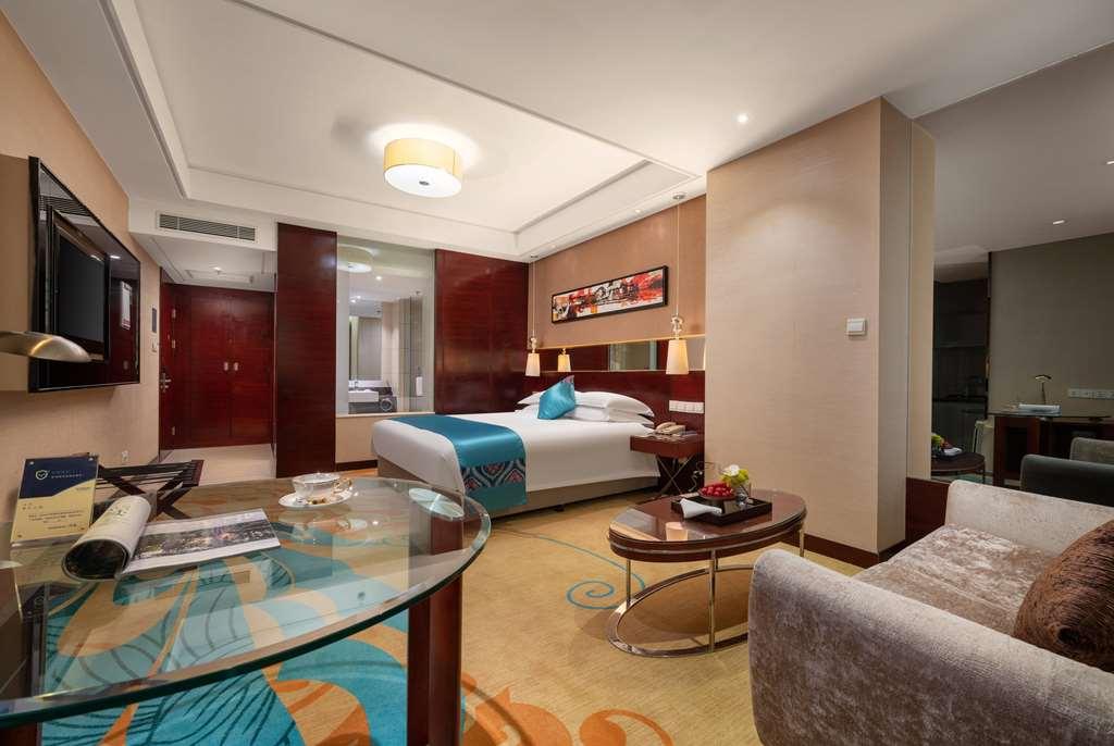 Ramada Zibo Hotel Zimmer foto